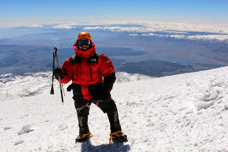 Things to consider when taking a summit photo: